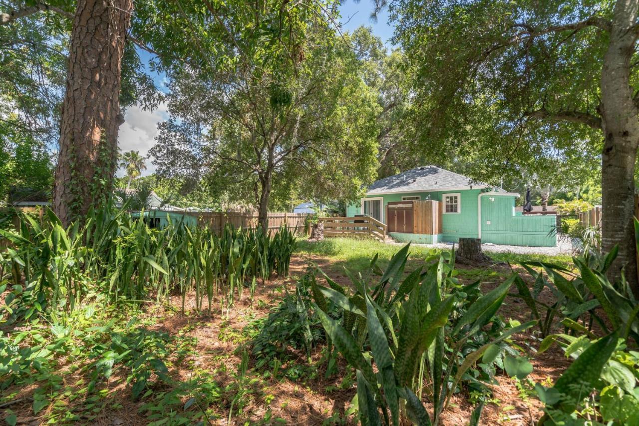 Sarasota, Fl Bungalow - Bright & Breezy Coastal Vibes - 10 Mins To White Sand Beaches Home Exterior photo