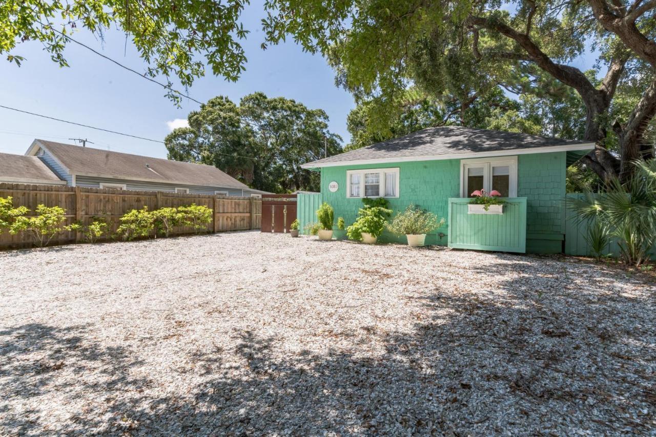 Sarasota, Fl Bungalow - Bright & Breezy Coastal Vibes - 10 Mins To White Sand Beaches Home Exterior photo